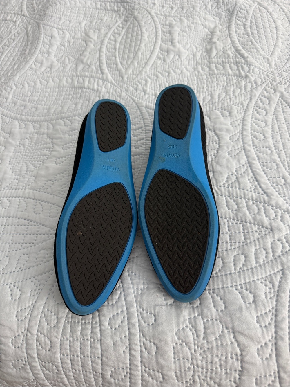 Vivaia Women's Black Knit Ballet Flats with Blue Insole - Picture 3 of 5